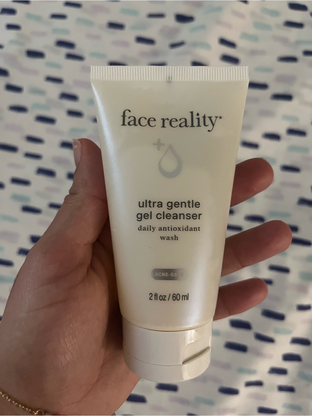 Face Reality Ultra Gentle Gel Cleanser — White